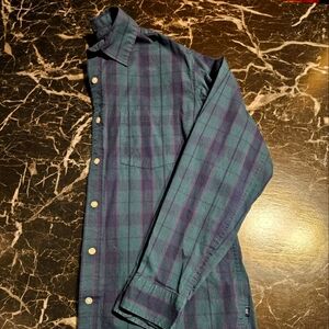 Gap button down shirt